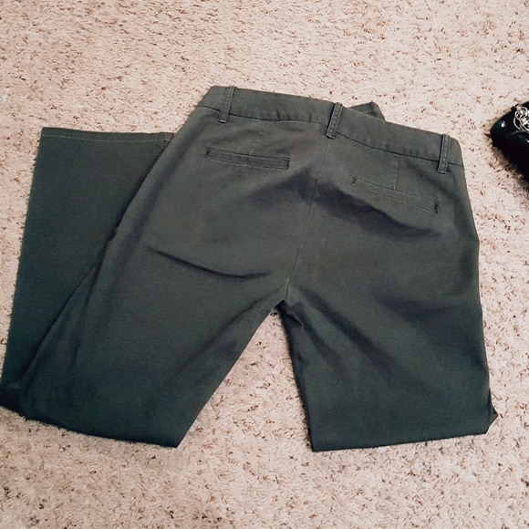 NWOT Bennet Chino J. Crew Charcoal Capris Pants - Picture 2 of 6